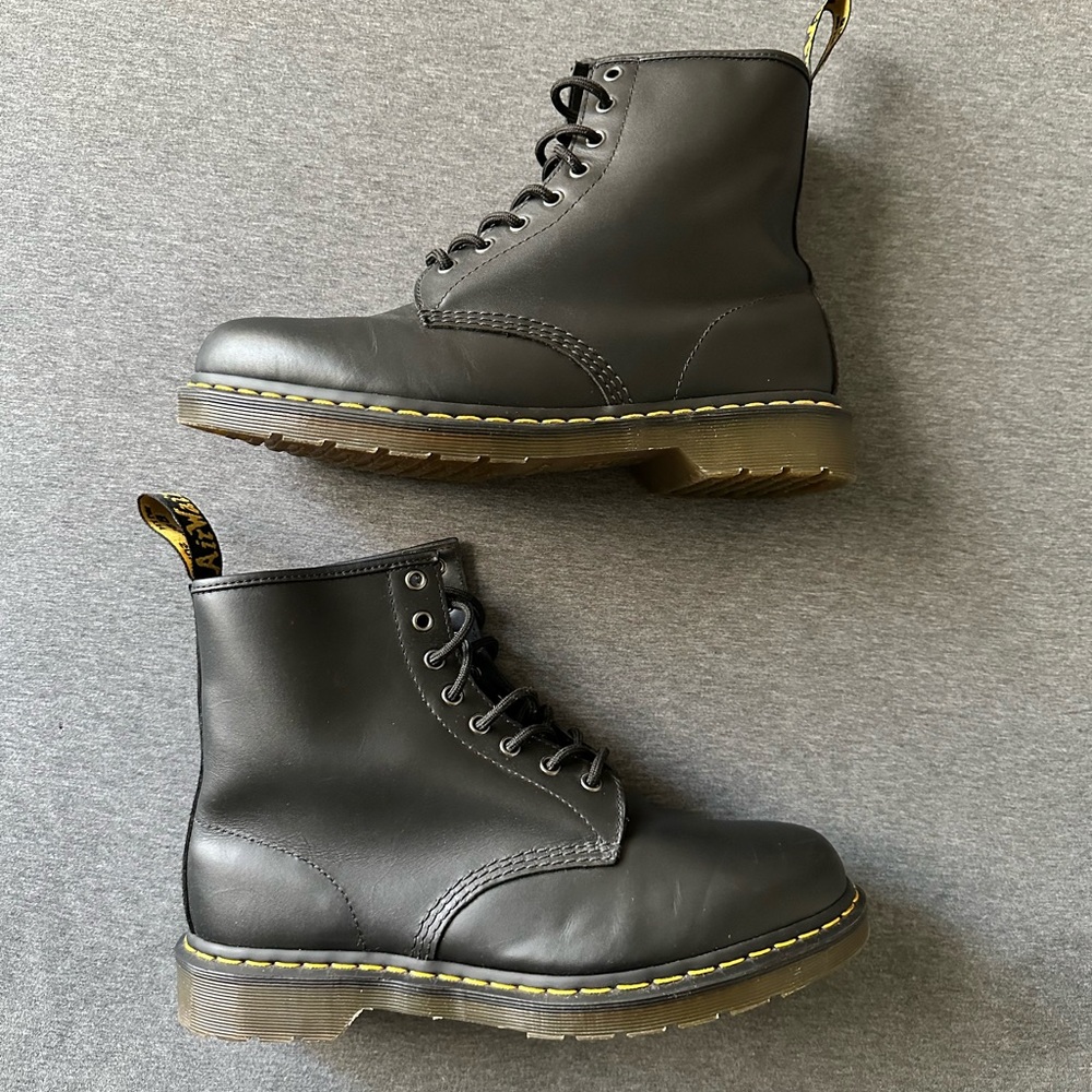 Dr. Martens Airwair Boots